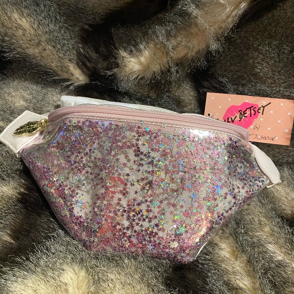 Betsey Johnson Fannypack - Picture 1 of 6